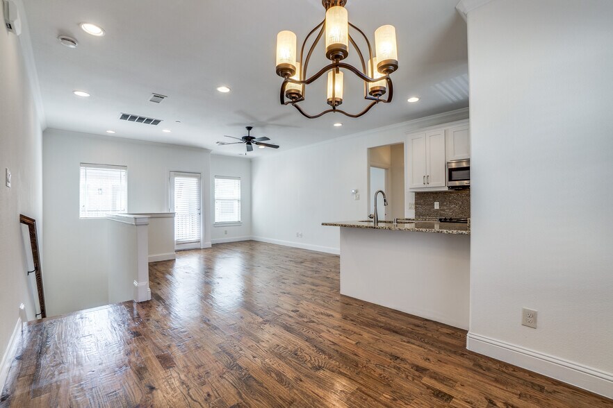 More Photos Of 6140 Oram St, Dallas Apartments For Sale