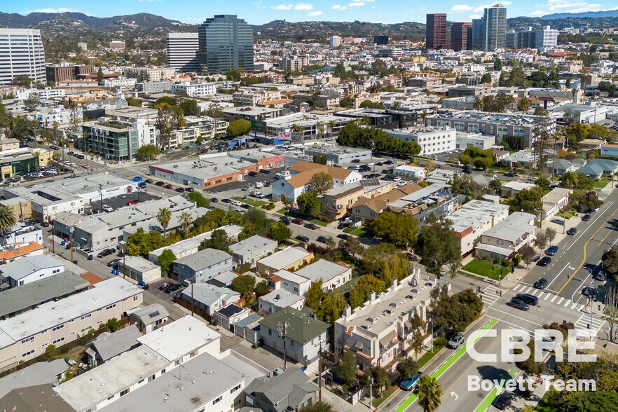 More Photos Of 1453 Centinela Ave, Santa Monica Apartments For Sale