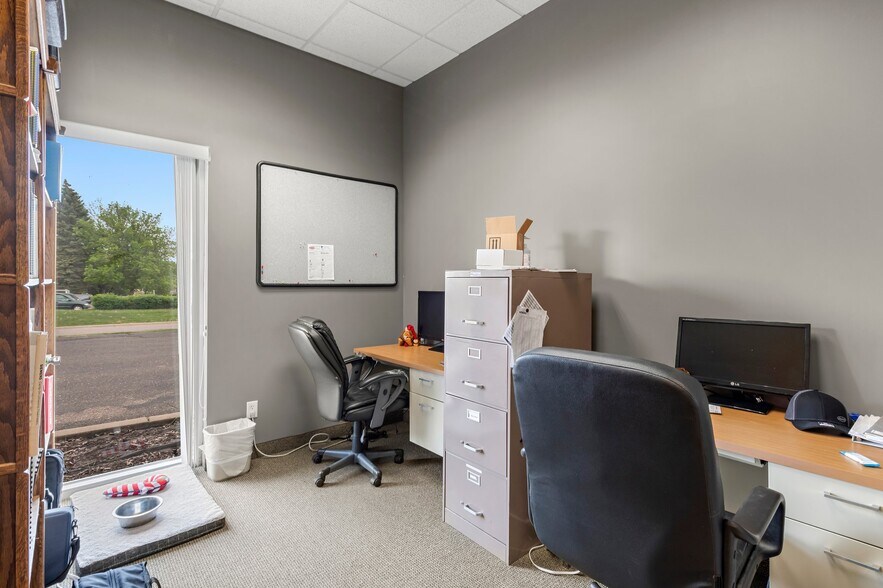 More Photos Of 700-710 Hamel Rd, Hamel Warehouse For Sale