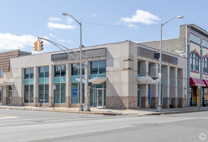 More Photos Of 174 Broadway, Long Branch Storefront Retail Office For Lease
