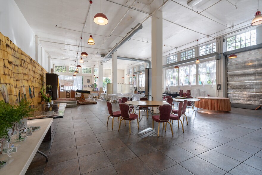 More Photos Of 720 4th Ave, San Diego Apartments For Lease