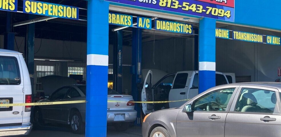 More Photos Of 6200 N Nebraska Ave, Tampa Auto Repair For Sale