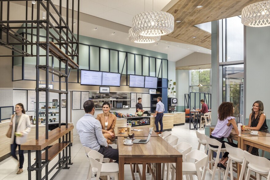 More Photos Of 2121 Avenue of the Stars, Century City Coworking Space