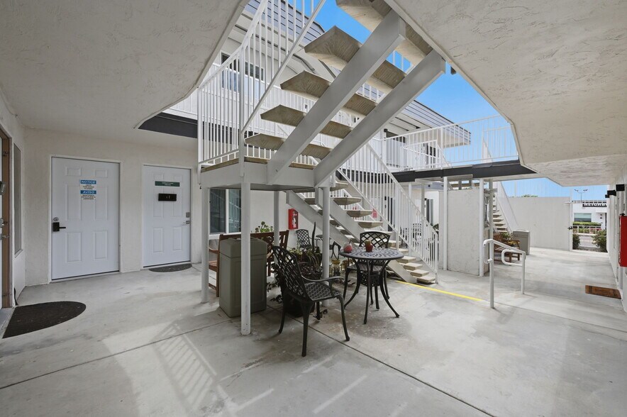 More Photos Of 2005 Highland Ave, National City Apartments For Sale