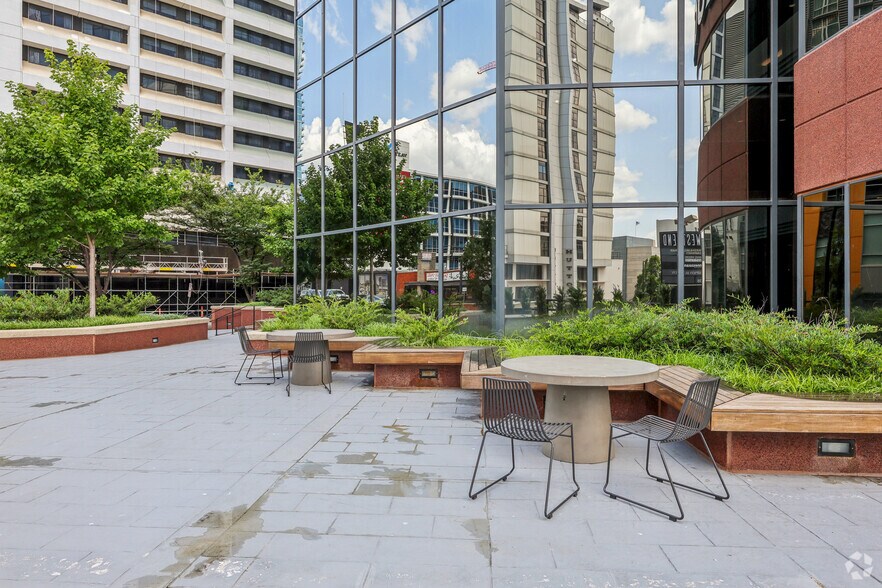 More Photos Of 1801 West End Ave, Nashville Coworking Space