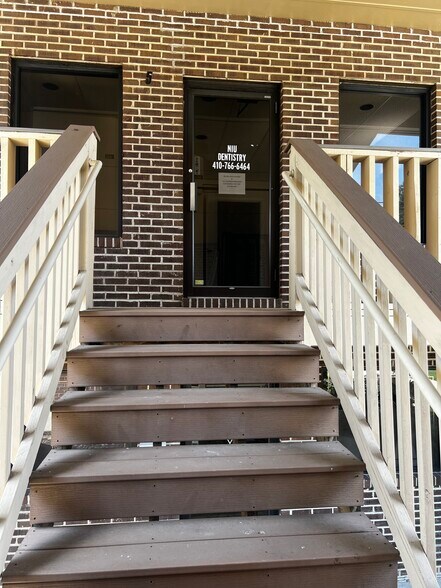 More Photos Of 420 S Crain Hwy, Glen Burnie Medical For Lease