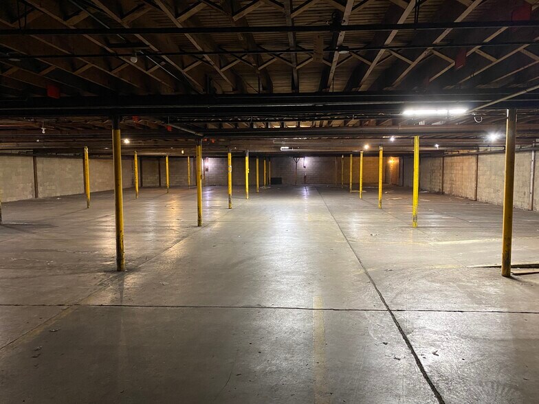 More Photos Of 245 Erie St, Huntington Industrial For Sale