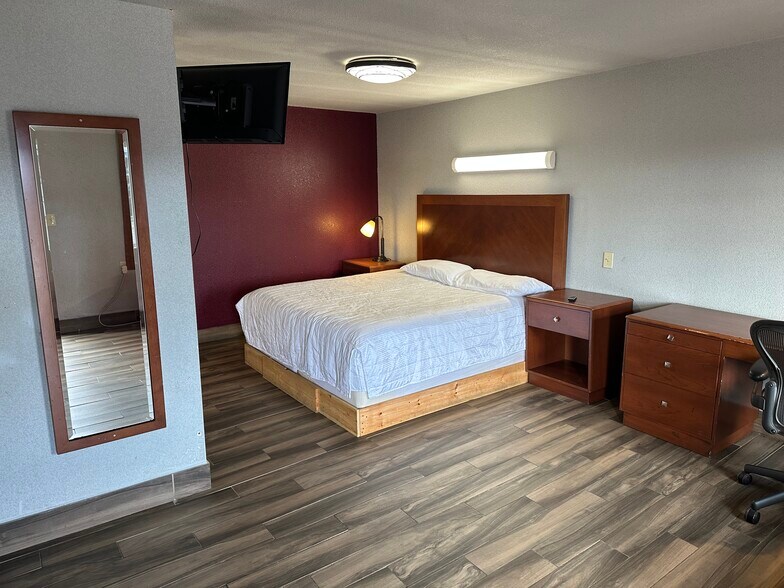 More Photos Of 3140 Kaylor Park dr, Harrisonburg Hotel For Sale