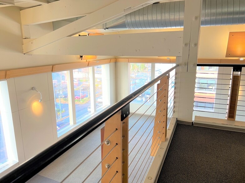 More Photos Of 1006 SE Grand Ave, Portland Loft Creative Space For Sale