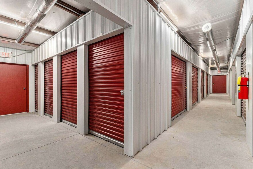 More Photos Of 6125 Feldwood Rd, Union City Self Storage For Sale