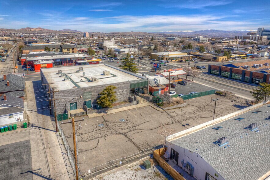 More Photos Of 634 Ryland St, Reno Office For Sale