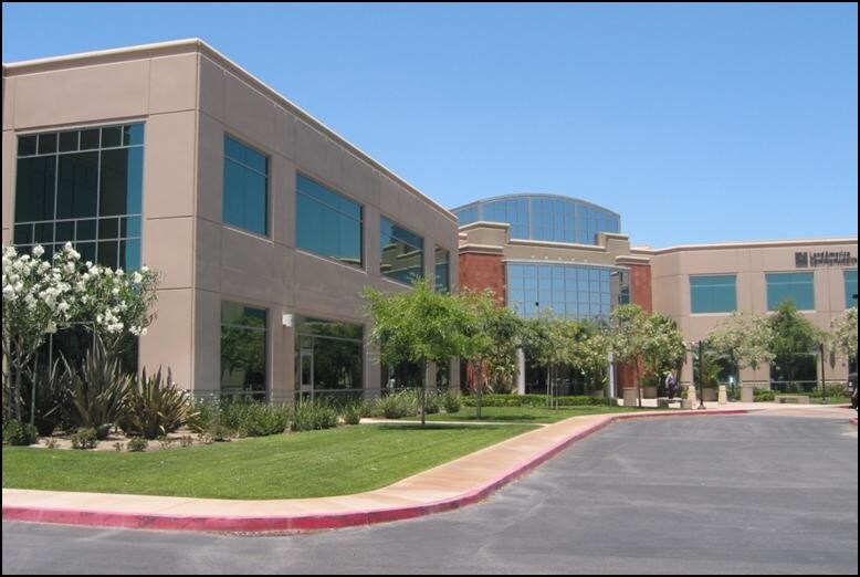 More Photos Of 9100 Ming Ave, Bakersfield Office For Lease