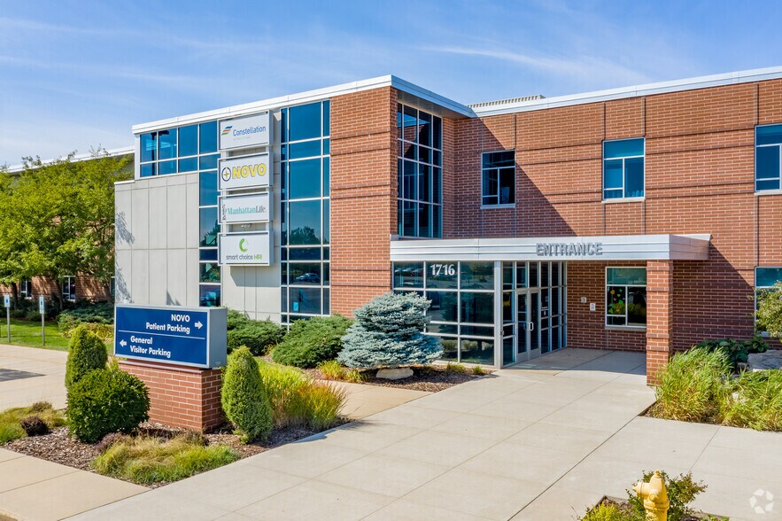 More Photos Of 1716 Lawrence Dr, De Pere Medical For Lease