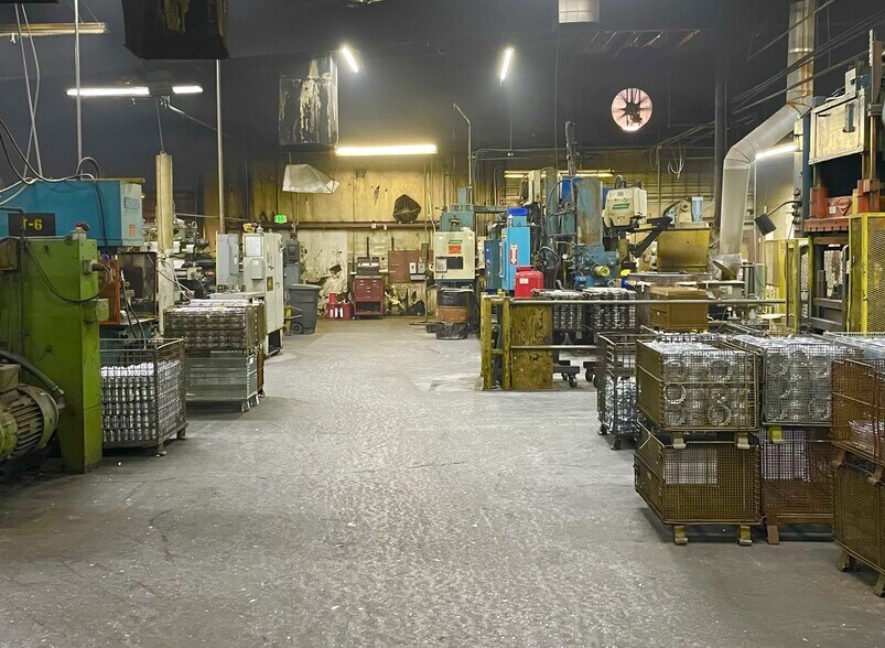 More Photos Of 2050 S Pecos St, Denver Warehouse For Sale