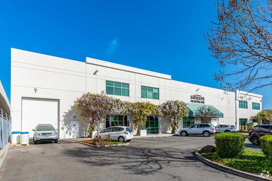 More Photos Of 2401 Merced St, San Leandro Research And Development For Lease
