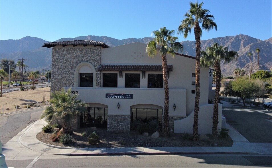 More Photos Of 51625 Desert Club Dr, La Quinta Loft Creative Space For Lease
