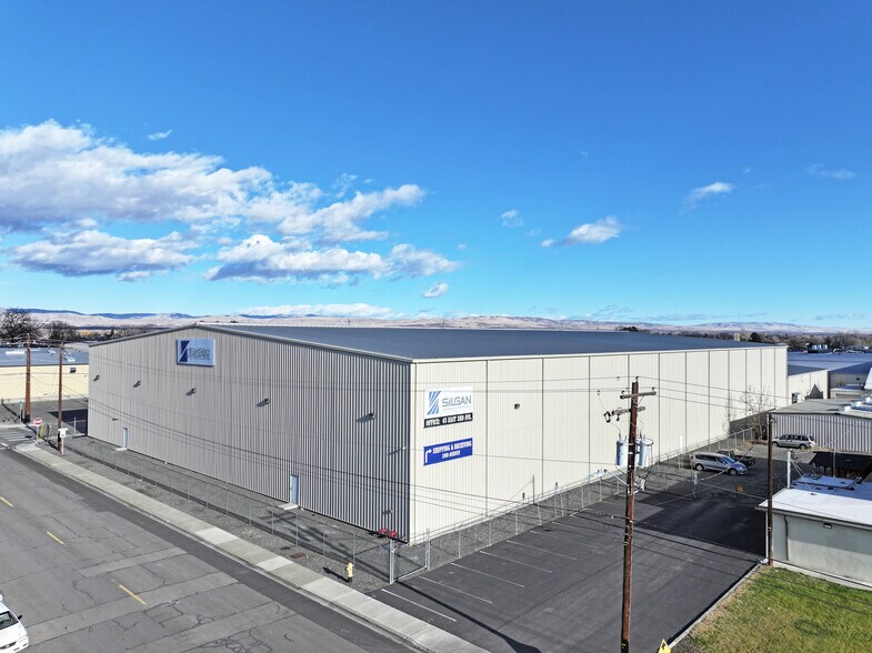 More Photos Of 45 E 3rd Ave, Toppenish Manufacturing For Sale