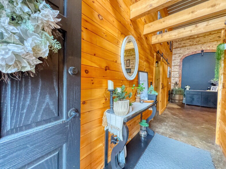More Photos Of 201 State St, Luther Specialty For Sale