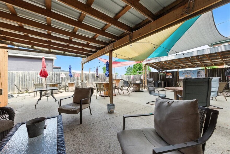 More Photos Of 501-503 Iowa Ave, Essex Storefront Retail Residential For Sale