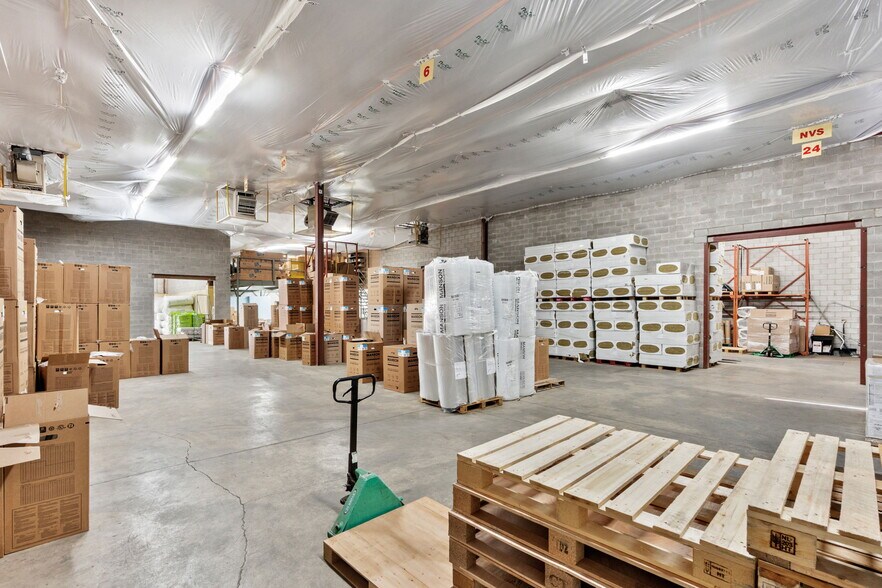 More Photos Of 2660-2678 Lancaster Rd, Ottawa Warehouse For Sale