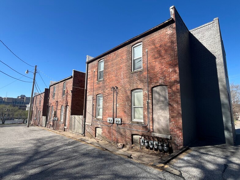 More Photos Of 1001 N 29th St, Omaha Apartments For Sale