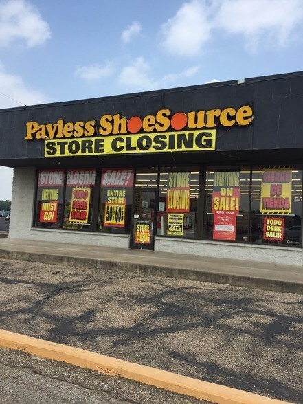 More Photos Of 2400 E Waco Dr, Bellmead Freestanding For Lease