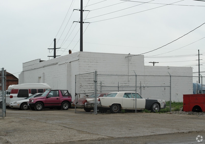 More Photos Of 1200 E 38th St, Cleveland Service For Sale