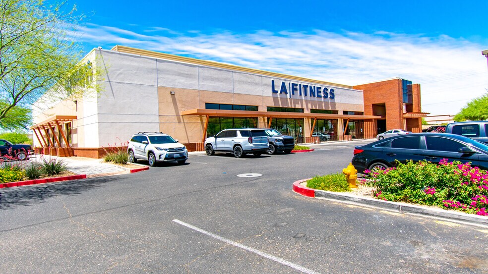 More Photos Of 8160 N 91st Ave, Peoria Health Club For Lease