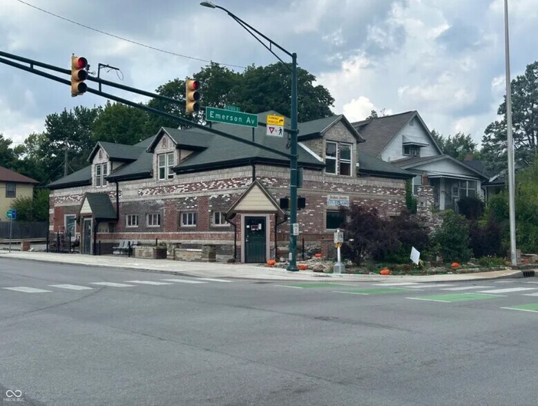 More Photos Of 5066 E Michigan St, Indianapolis Freestanding For Sale