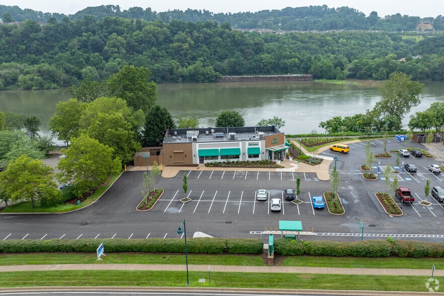 More Photos Of 205 E Waterfront Dr, Homestead Bank For Lease