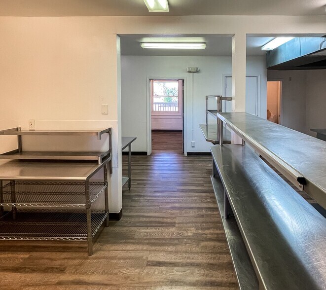 More Photos Of 3001 E Frontage Rd, Amado Restaurant For Sale