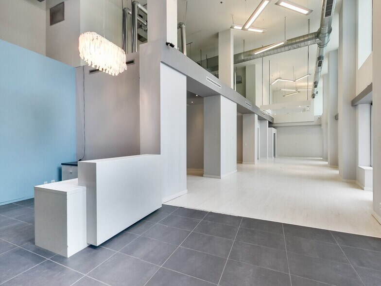 More Photos Of 50 Lynn Williams St, Toronto Apartments For Lease