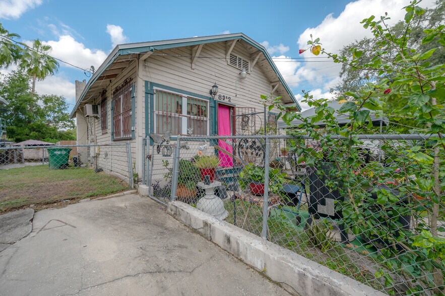 More Photos Of 8312 N 11th St, Tampa Apartments For Sale