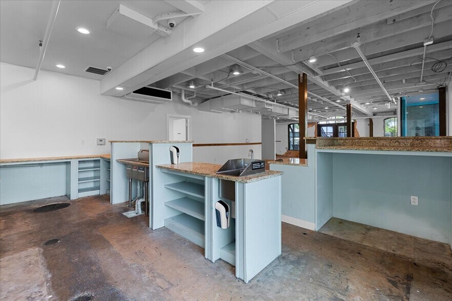 More Photos Of 117 East St, Hutto Loft Creative Space For Sale