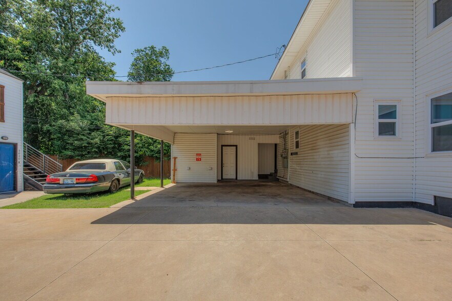 More Photos Of 1810 NW 11th St, Oklahoma City Multifamily For Sale