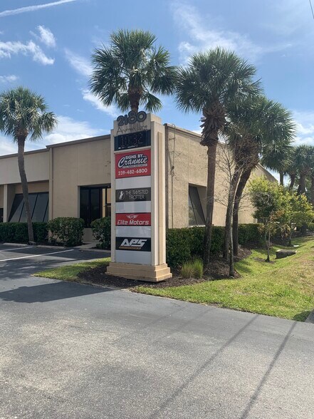 More Photos Of 2178 Andrea Ln, Fort Myers Flex For Sale