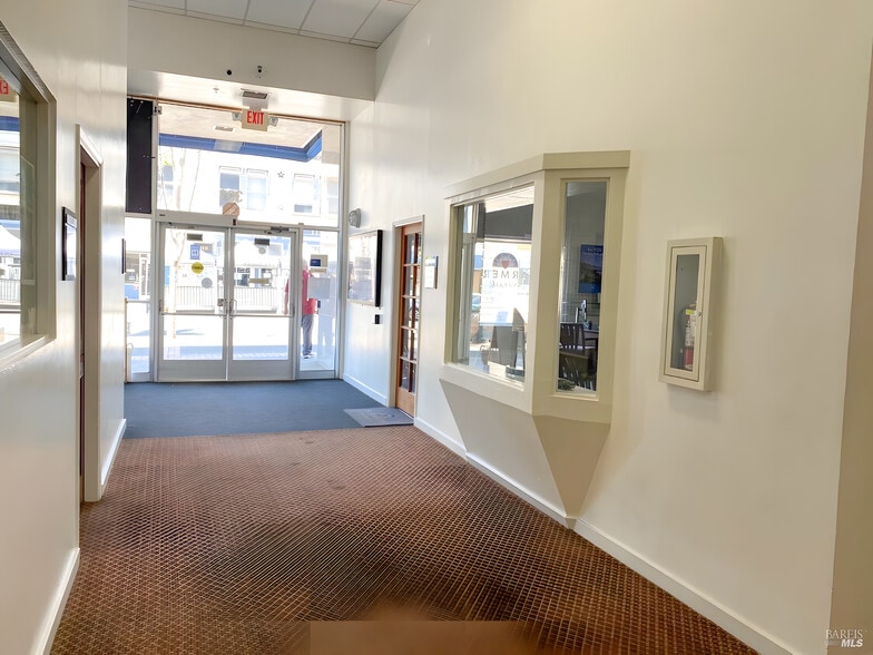 More Photos Of 301 Georgia St, Vallejo Office Residential For Lease
