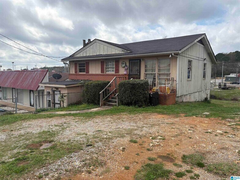 More Photos Of 1812 1st St NE, Center Point Land For Sale