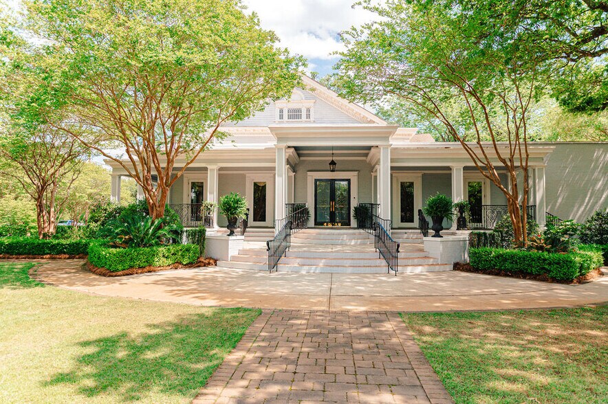 More Photos Of 120 E Liberty St, Sumter Specialty For Sale