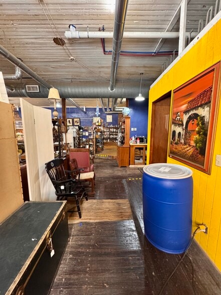 More Photos Of 2720 Cleveland St, Elloree Storefront Retail Residential For Sale