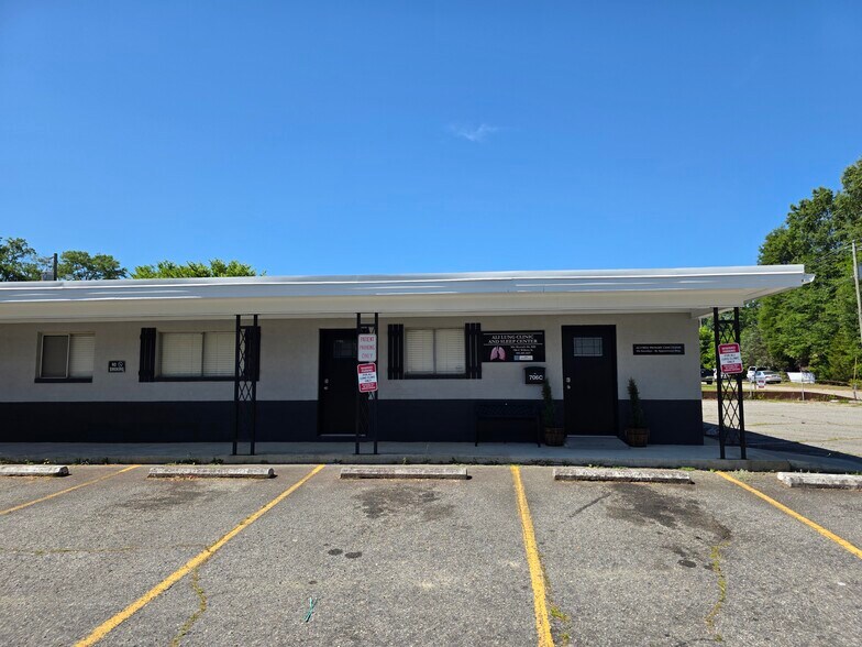 More Photos Of 706 Wilkins St, Smithfield Medical For Lease