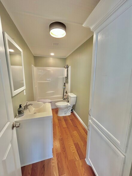 More Photos Of 927 27th St, San Leon Manufactured Housing Mobile Home Park For Sale