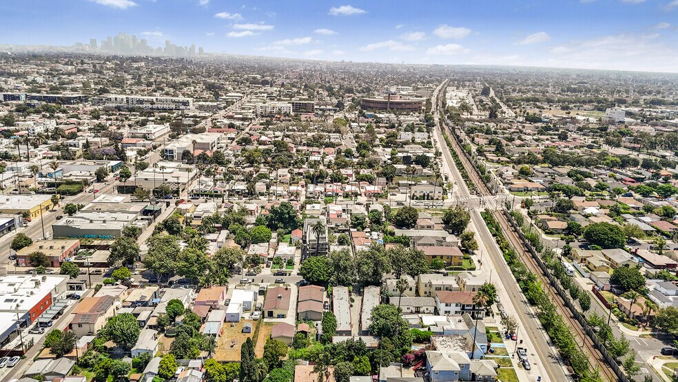 More Photos Of 3443 West Blvd, Los Angeles Apartments For Sale