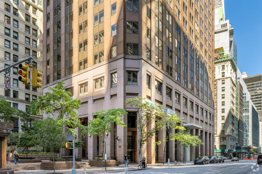 Primary Photo Of 75 Wall St, New York Hotel For Sale