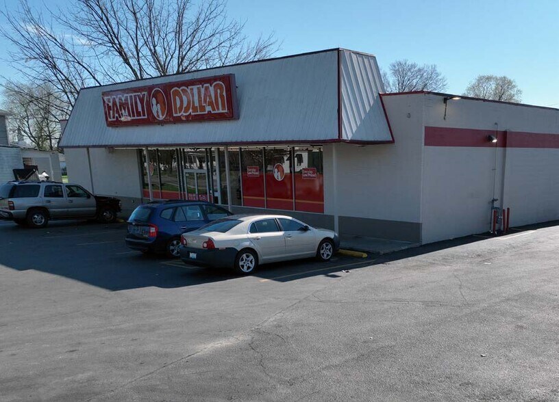 More Photos Of 3277 Taylor Blvd, Louisville Freestanding For Sale