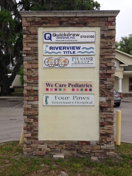 More Photos Of 9420 Balm Riverview Rd, Riverview Office For Lease