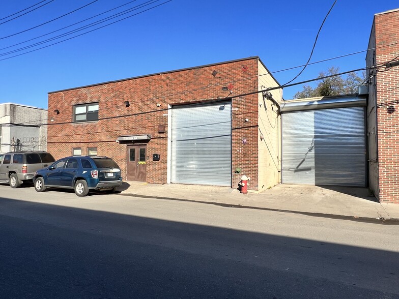 Primary Photo Of 15 Dock St, Mount Vernon Warehouse For Lease