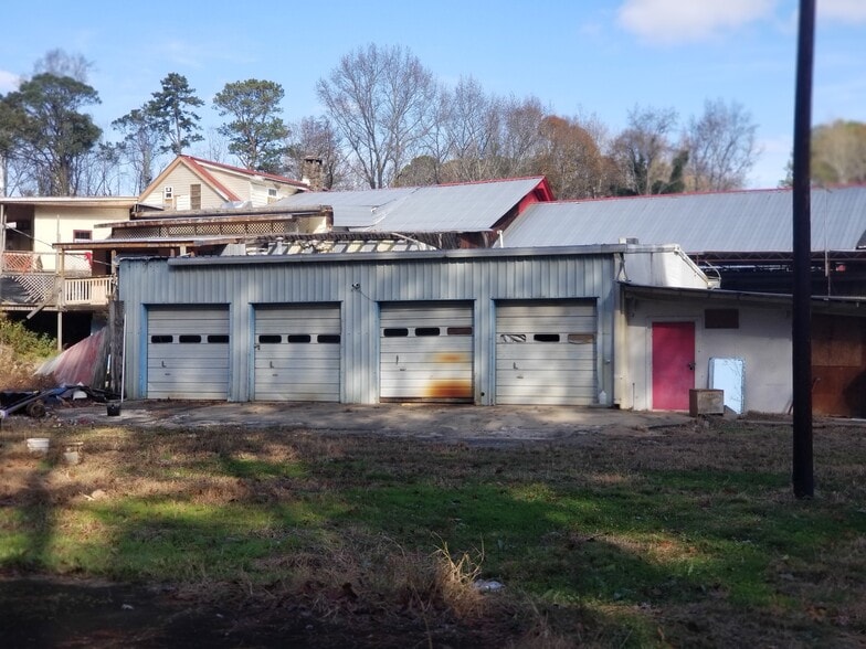 More Photos Of 215 Tallassee Rd, Athens Auto Repair For Lease
