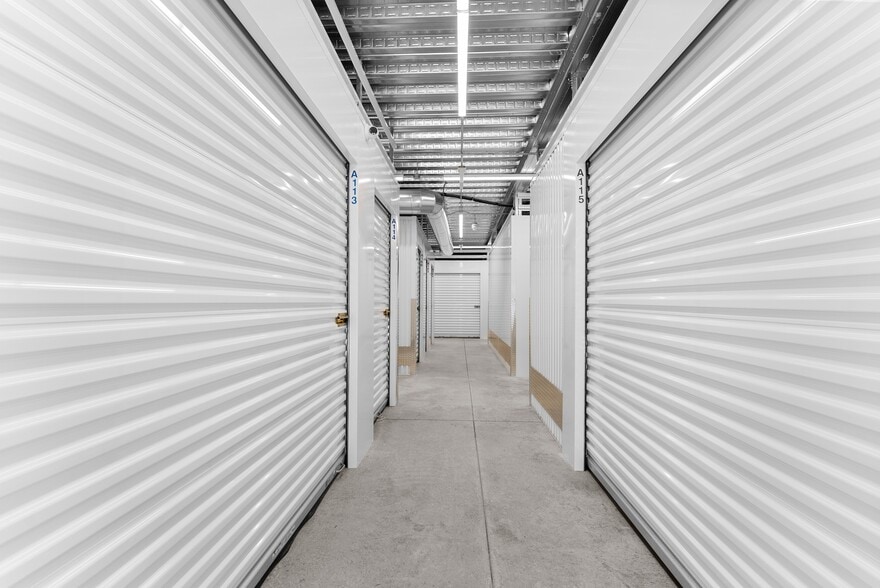 More Photos Of 4152 Browns Bridge Rd, Gainesville Self Storage For Sale