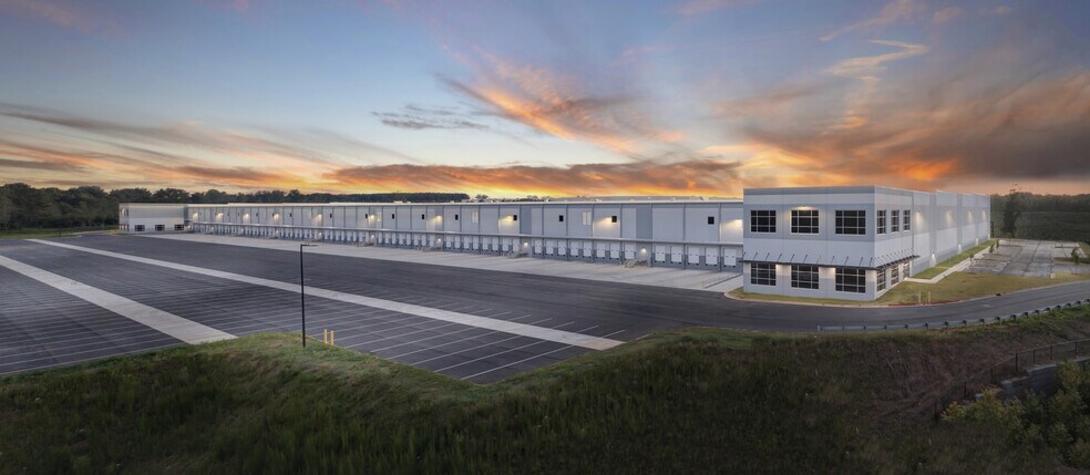 More Photos Of 2475 Hwy 155, Locust Grove Distribution For Lease